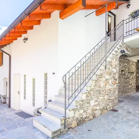 Casa Del Folletto Гостевой дом Стреза